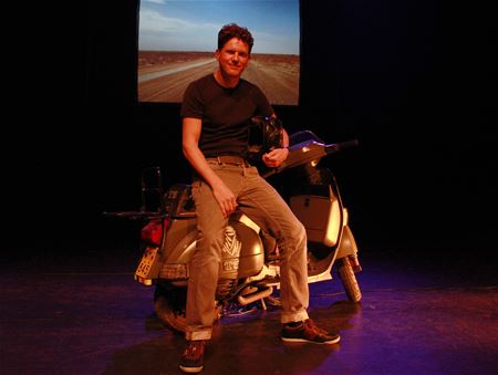 Michael Van Peel op reis door Muze