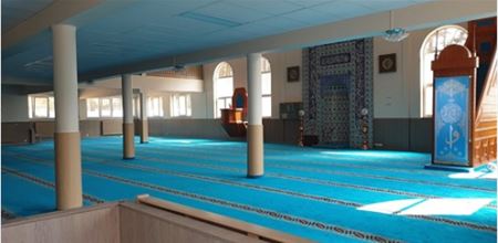 Moslims vieren Suikerfeest op een andere manier