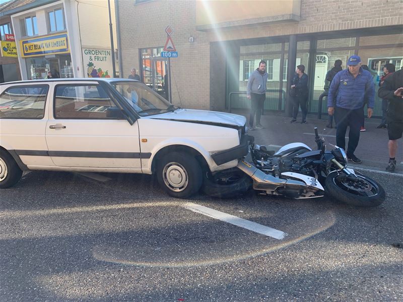 Motorrijder gewond bij ongeval