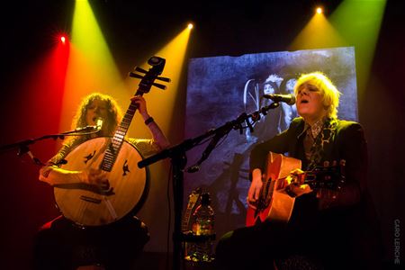 Muze gaat volop voor de blues