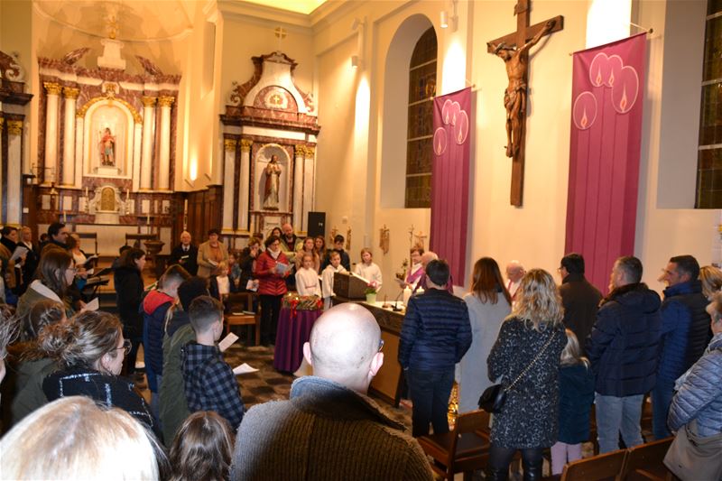 Naamopgave van de vormelingen in Viversel