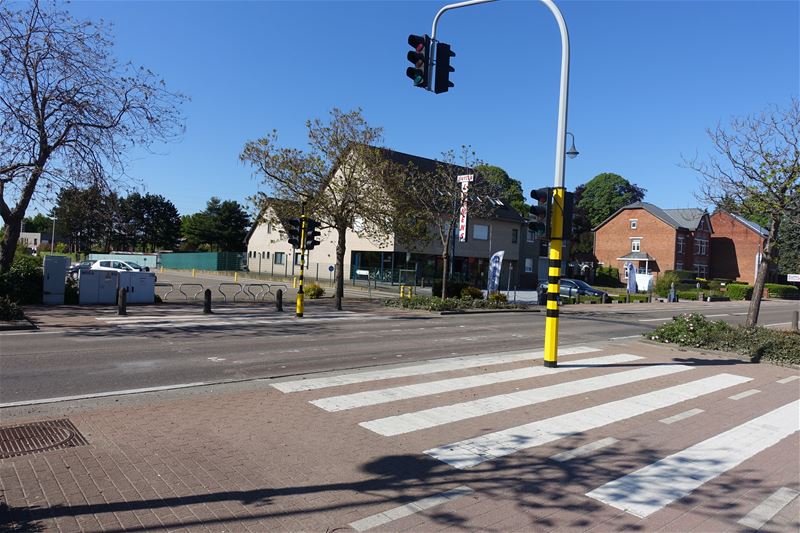 Nieuwe fietsoversteekplaatsen op gewestweg