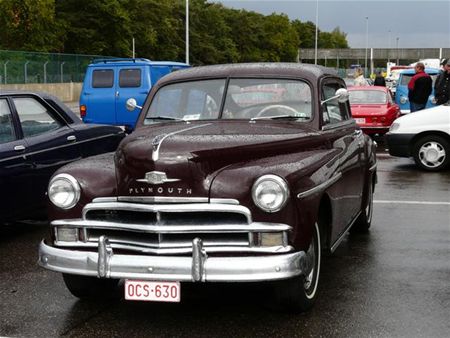 Oldtimers verzamelen op Terlaemen