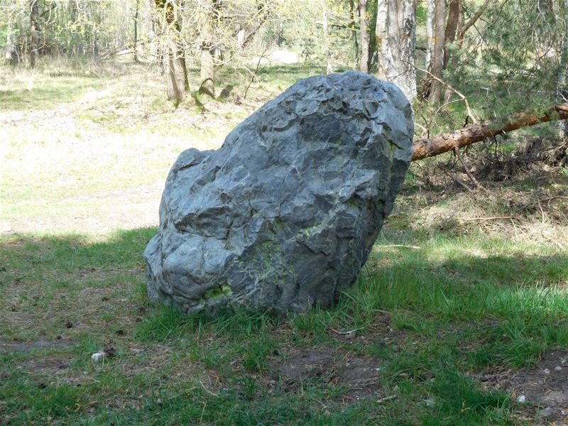 Op weg naar de grauwe steen ...