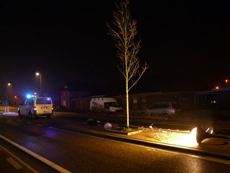 Paal tegen de vlakte gereden