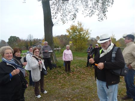 PC Olympia op wandel in Ohé en Laak