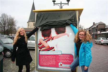 Pleeggezinnen gezocht op bushokjes