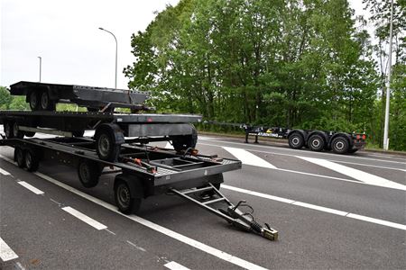 Politie gaat situatie met aanhangwagens bekijken