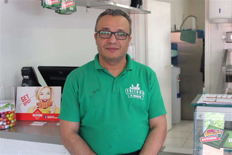 Politie zoekt drie daders van frituuroverval