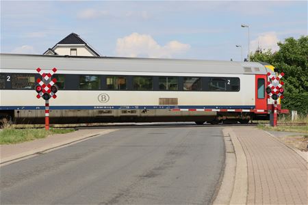 Problemen met spooroverweg Staintonstraat