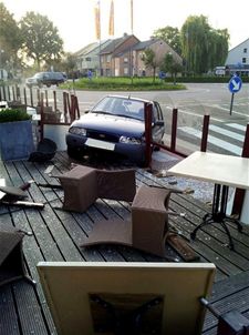 Ravage op terras Savarin