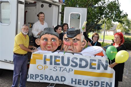 Reuzenkoppen met spoed naar de academie