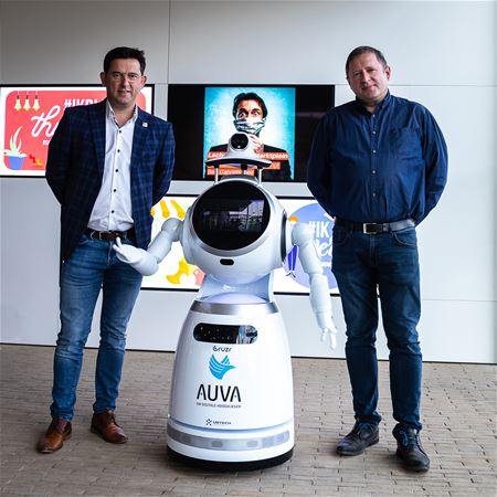 Robot als tijdelijke onthaalkracht in gemeentehuis