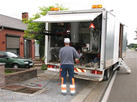 Robot en camera in riolering