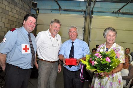 Rode Kruis huldigt ere-voorzitter Kelchtermans