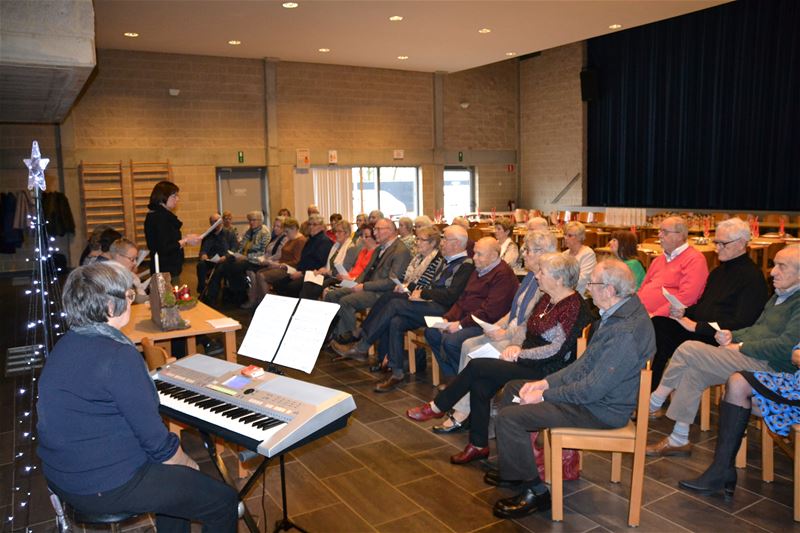 Samana Viversel vierde al Kerstmis