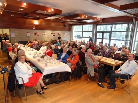 Senioren vieren 75-plusfeest