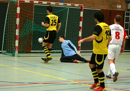 SI Heuden-Zolder op kop na monsterzege