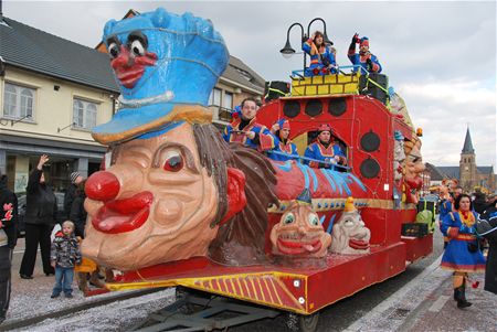 Slamriddersstoet zorgt voor ambiance in Heusden