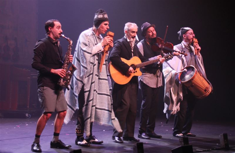 Släpstick brabbelt een eigen taaltje