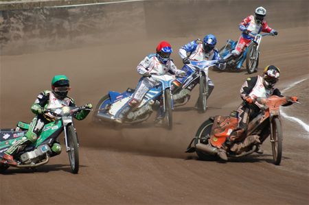 Speedwayliefhebbers kregen waar voor hun geld