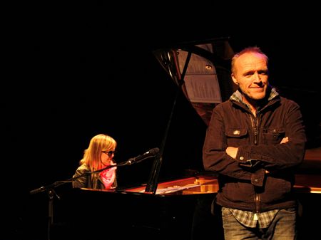 Stef Bos in het duister