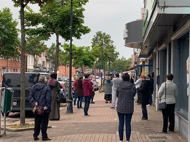 Stormloop op de stoffenwinkels