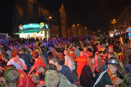 Straatfeest barst los na wedstrijd