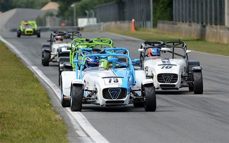 Strijdvaardige Britse sfeer