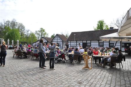 Terrasjes werden overrompeld