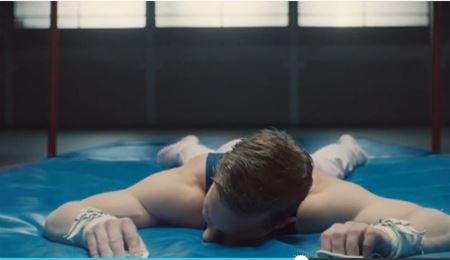 Thomas Neuteleers keihard tegen de mat ...