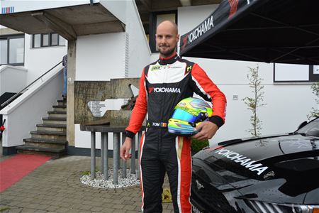 Tom Boonen rijdt Belcar in een Mustang