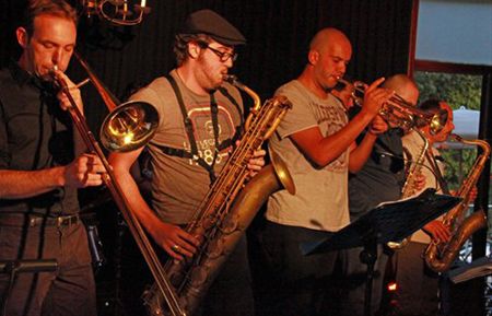 Tom Waits om nieuwe seizoen in te luiden