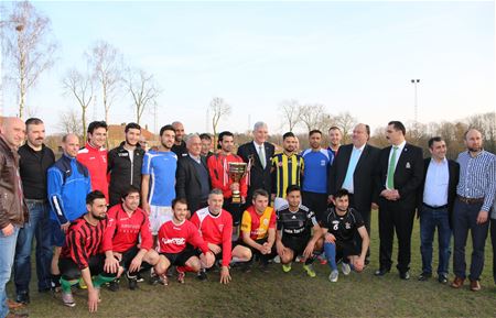 Turkse minister Volkan Bozkir bezoekt Anadol