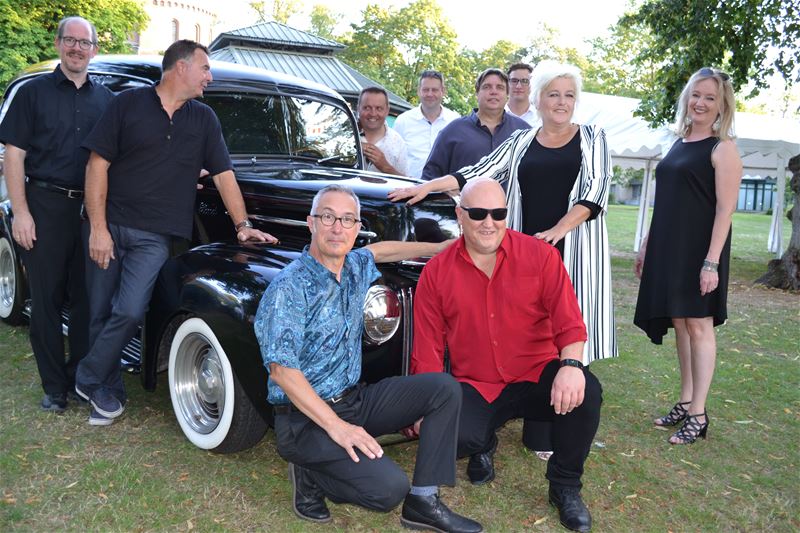 Vaja Kon Dios met 3 Zolderse leden