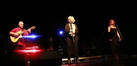 Vaja Kon Dioz en Paul Michiels schitteren