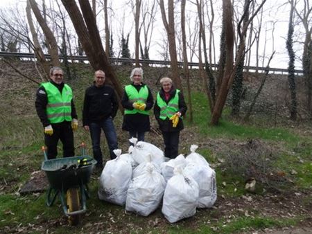 Van papier tot prikkeldraad