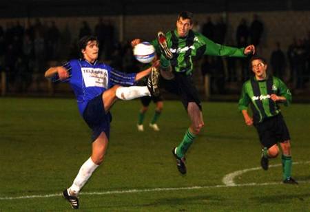 Viversel klopt Heusden met 5-0