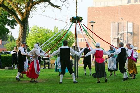 Walpurgisviering verwelkomt de lente