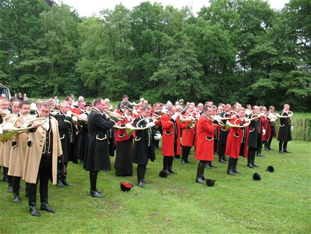 Weergoden bliezen valse toon