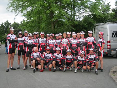 Wielertoeristen vertrokken voor tweedaagse