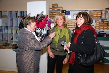 Witte lintjes tegen geweld op vrouwen