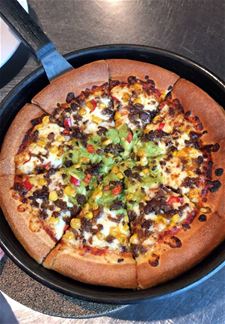 Wordt Kim's pizza nieuwe Pizzahuttopper?