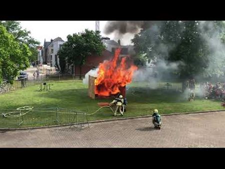 Zo wordt een huisbrand geblust