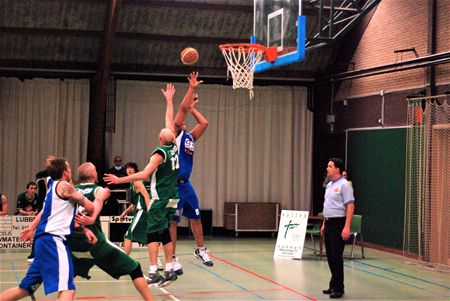 Zolder wipt Houthalen