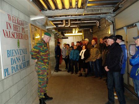 Zolderse KWB bezocht de para's