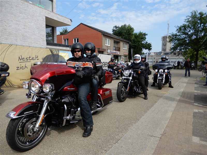 Zonnig Pinkstertreffen MC Mascotte