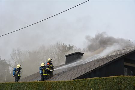 Zware schade door dakbrand