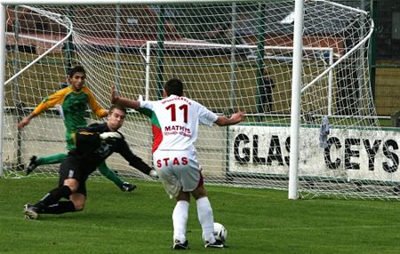 Zware thuisnederlaag voor KVV