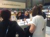 elke-gybels-signeert-op-boekenbeurs